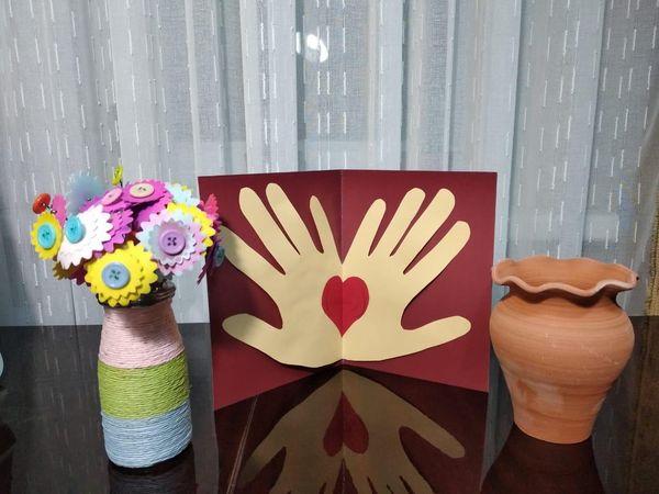 3 "А", 3 "В" сынып оқушылары "Адамгершілік пен руханияттың хрусталь бұлағы"суреттер/қолөнер байқауына қатысты. Учащиеся 3 "А", 3 "В" классов приняли участие в конкурсе рисунков/поделок "Хрустальный родник нравственности и духовности"