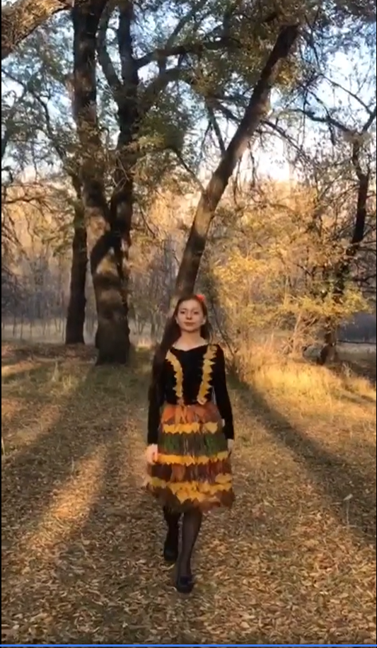 Күз аруы 9 " А " сыныбы Долгиева Әмина. Мисс Осень 9 " А " класс Долгиева Амина.