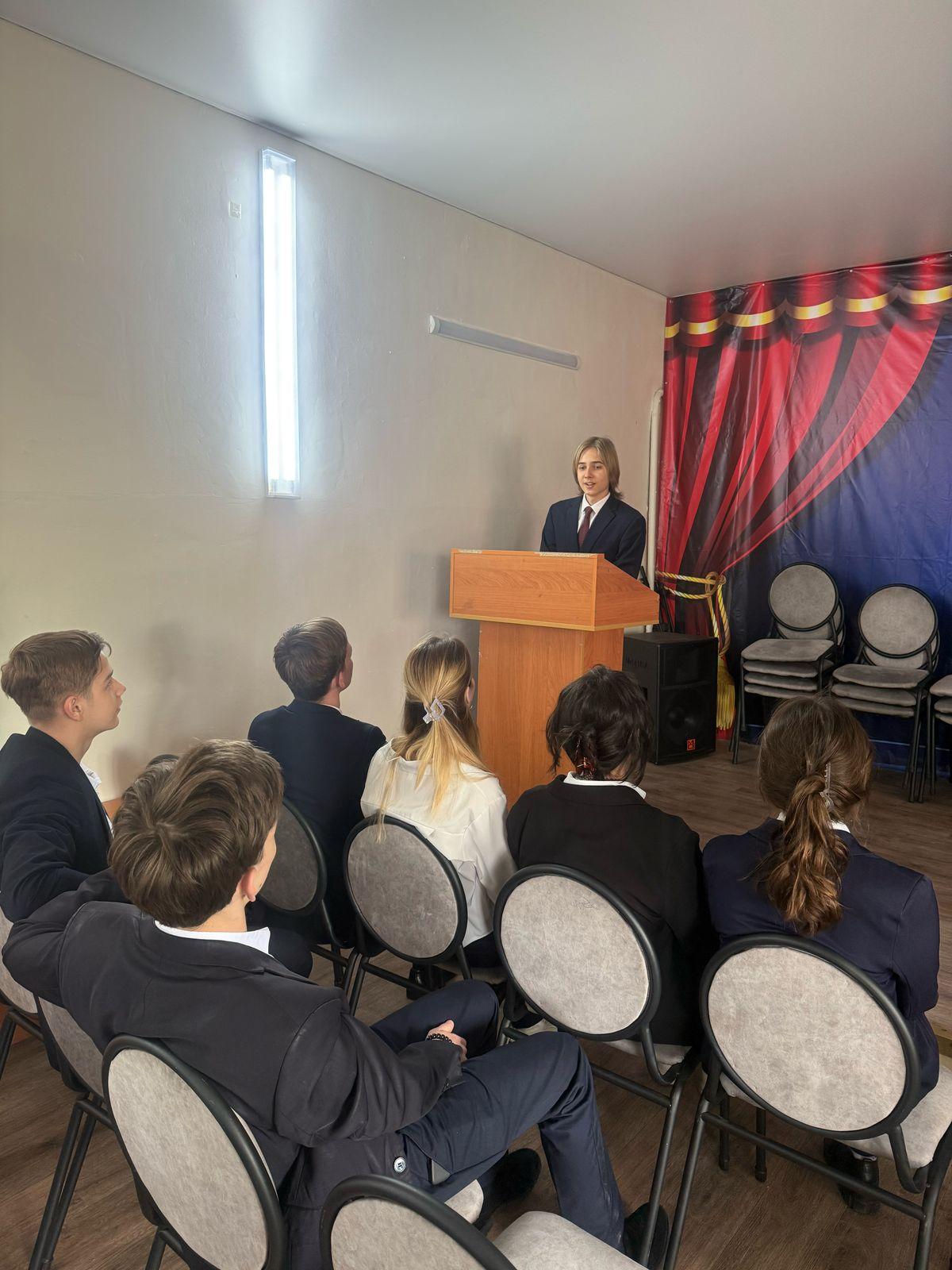 "Rivalita" пікірсайыс клубы ҰОС Жеңісінің 80 жылдығына орай "Соғыс жолдарымен"турнир өткізді. Дебатный клуб "RIVALITA" провели турнир к 80-летию победы в ВОВ "Дорогами войны".